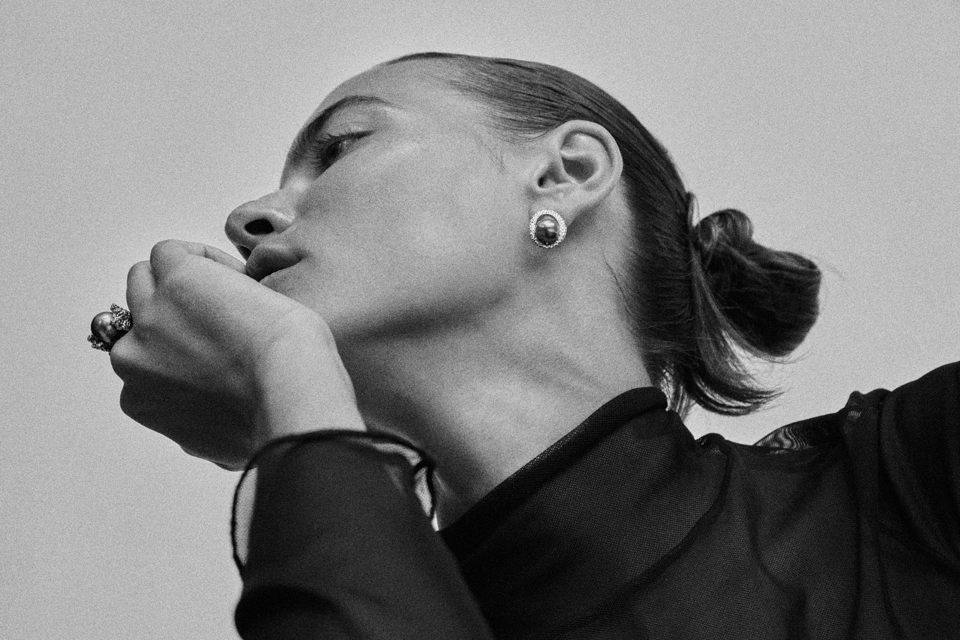 Pamplemousse Silver Beaten Tahitian