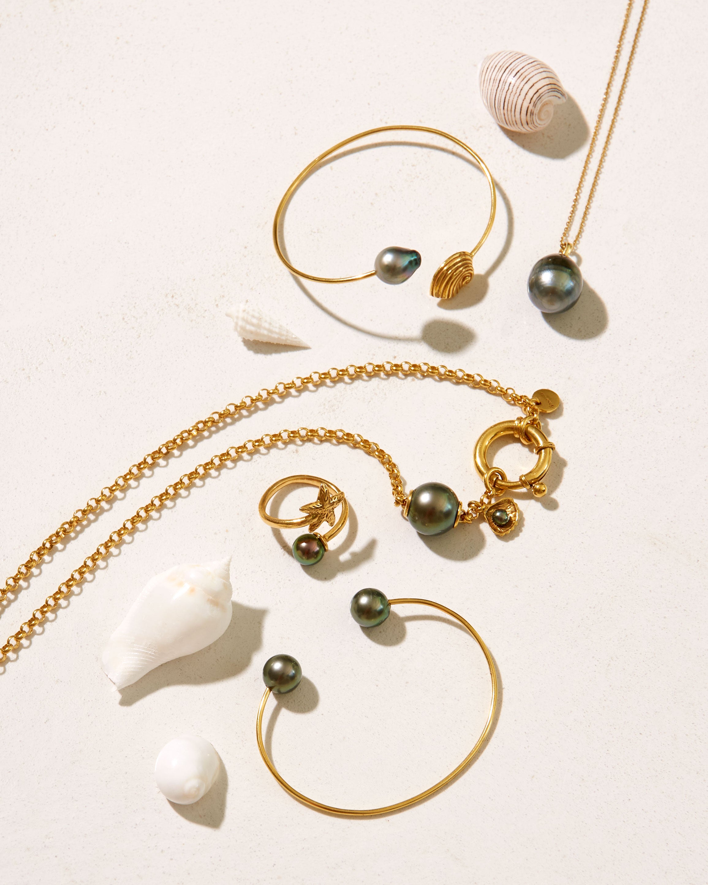 Trou D'Eau Douce Gold 18K Tahitian & Shell - Oceano Pearls
