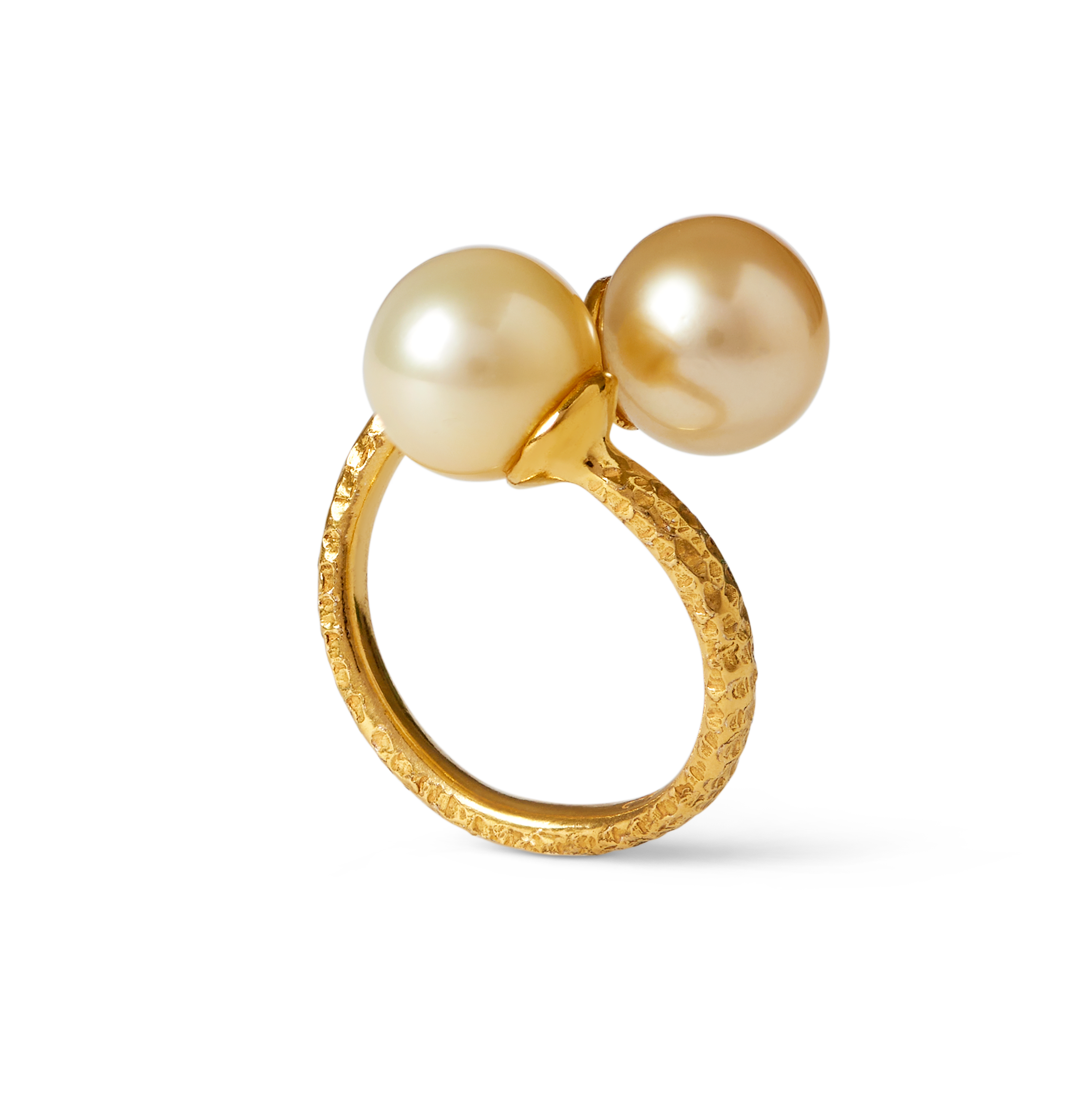 Trou D'eau Douce Gold Beaten South Sea Golden Round