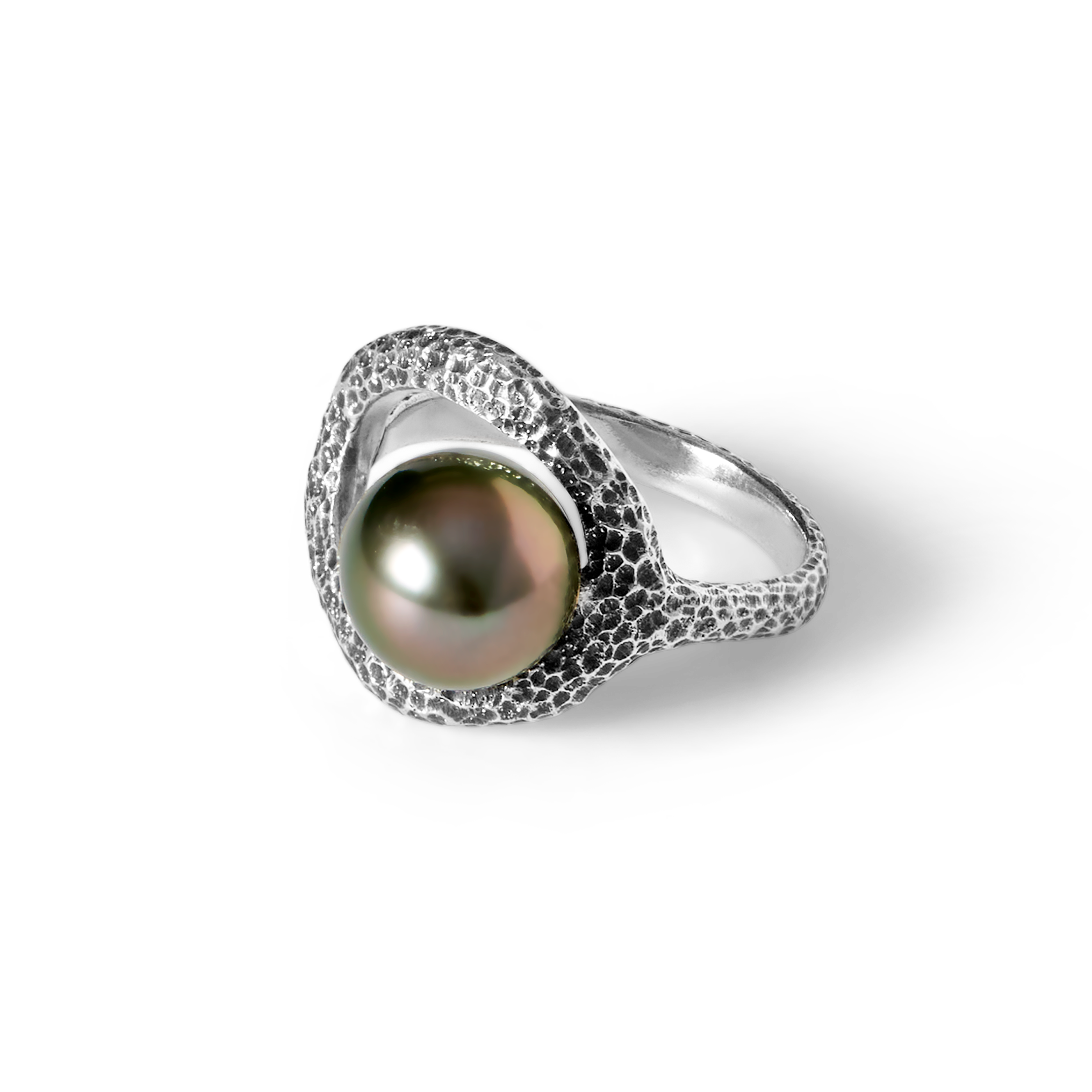 Pamplemousse Oxidised Beaten Tahitian