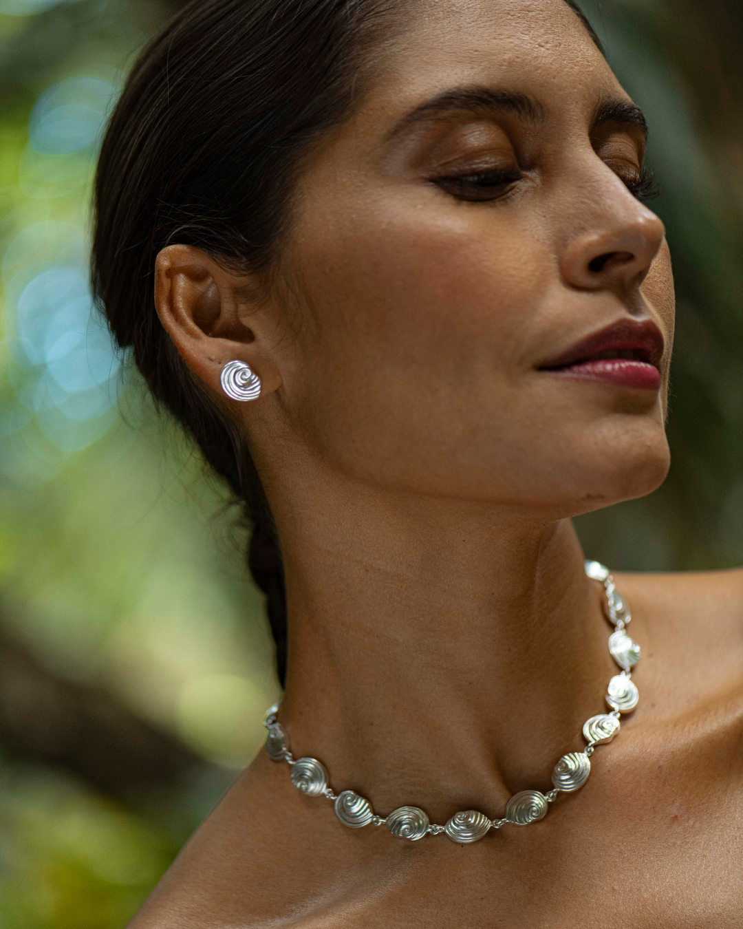 Close-up detail of Agalega silver jewellery by Oceano Jewels