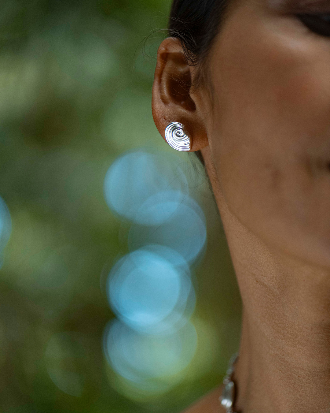 Agalega silver necklace with pearl detail, handmade in Mauritius