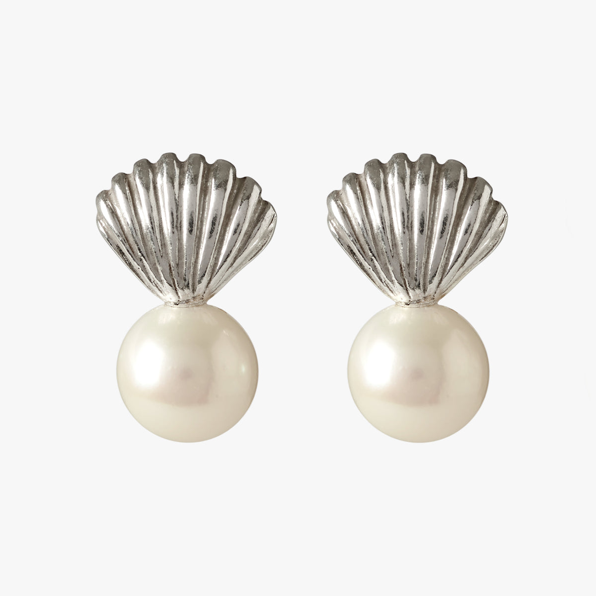 Flacq silver earrings with 8 mm round white freshwater pearls by Oceano Jewels