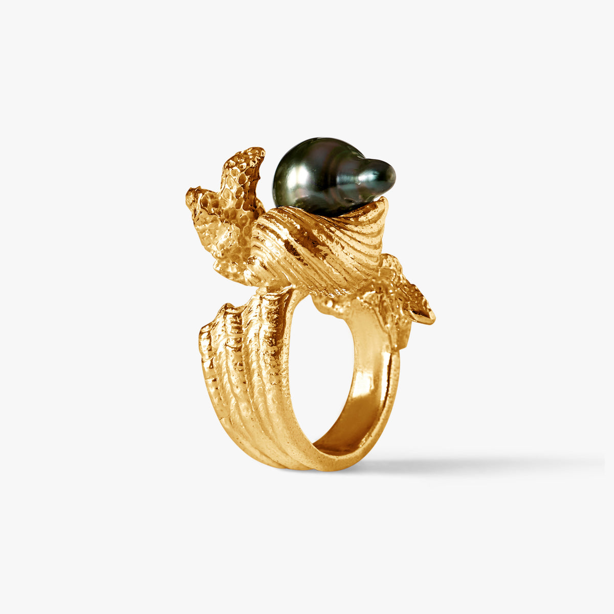 Grand Sable gold vermeil ring with an 11mm Tahitian pearl by Oceano Jewels