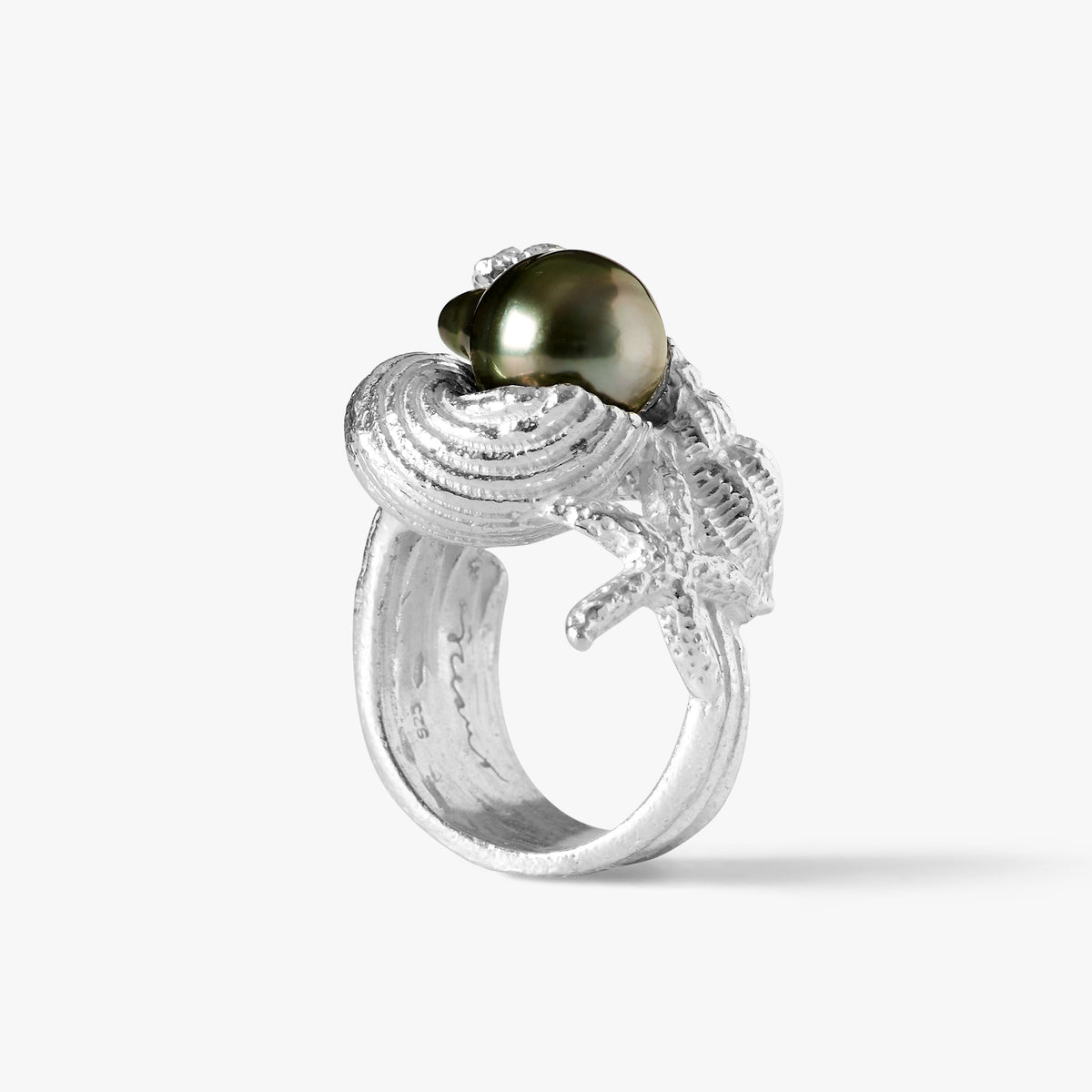 Grand Sable sterling silver ring with an 11mm Tahitian pearl by Oceano Jewels