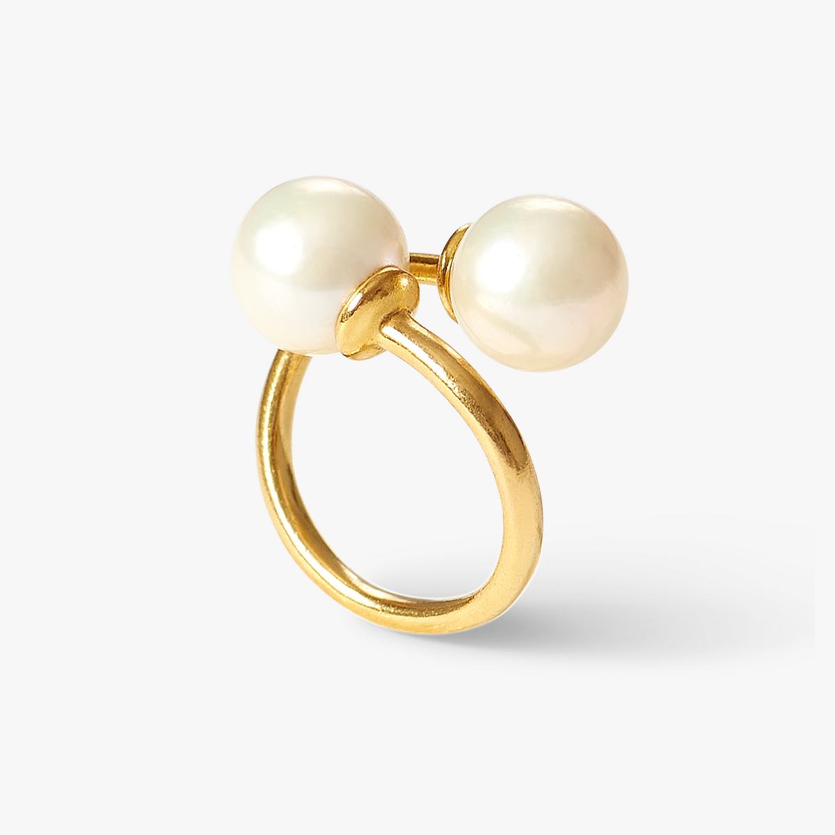 Oceano Trou D'eau Douce white pearl and gold vermeil open ring showcasing contemporary island-inspired jewellery design