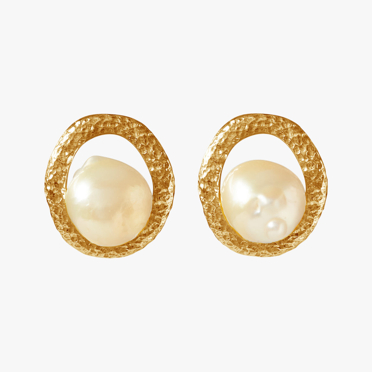 Oceano Pamplemousse gold vermeil stud earrings with 10mm South Sea pearls