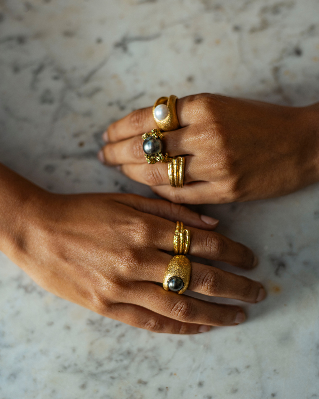 Astroea Gold Diamanté Tahitian