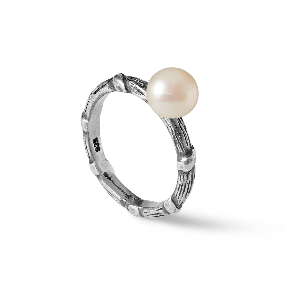 Bel Air oxidised sterling silver ring featuring a luminous white freshwater pearl, handcrafted in Mauritius