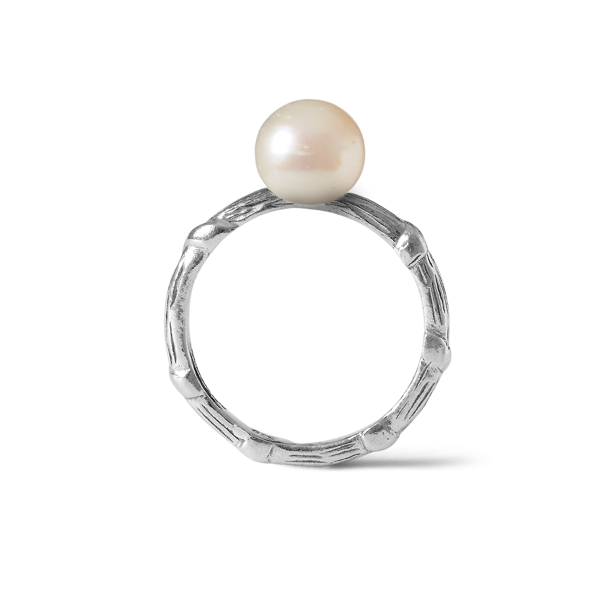 Side view of Bel Air sterling silver ring featuring a 10mm white round freshwater pearl