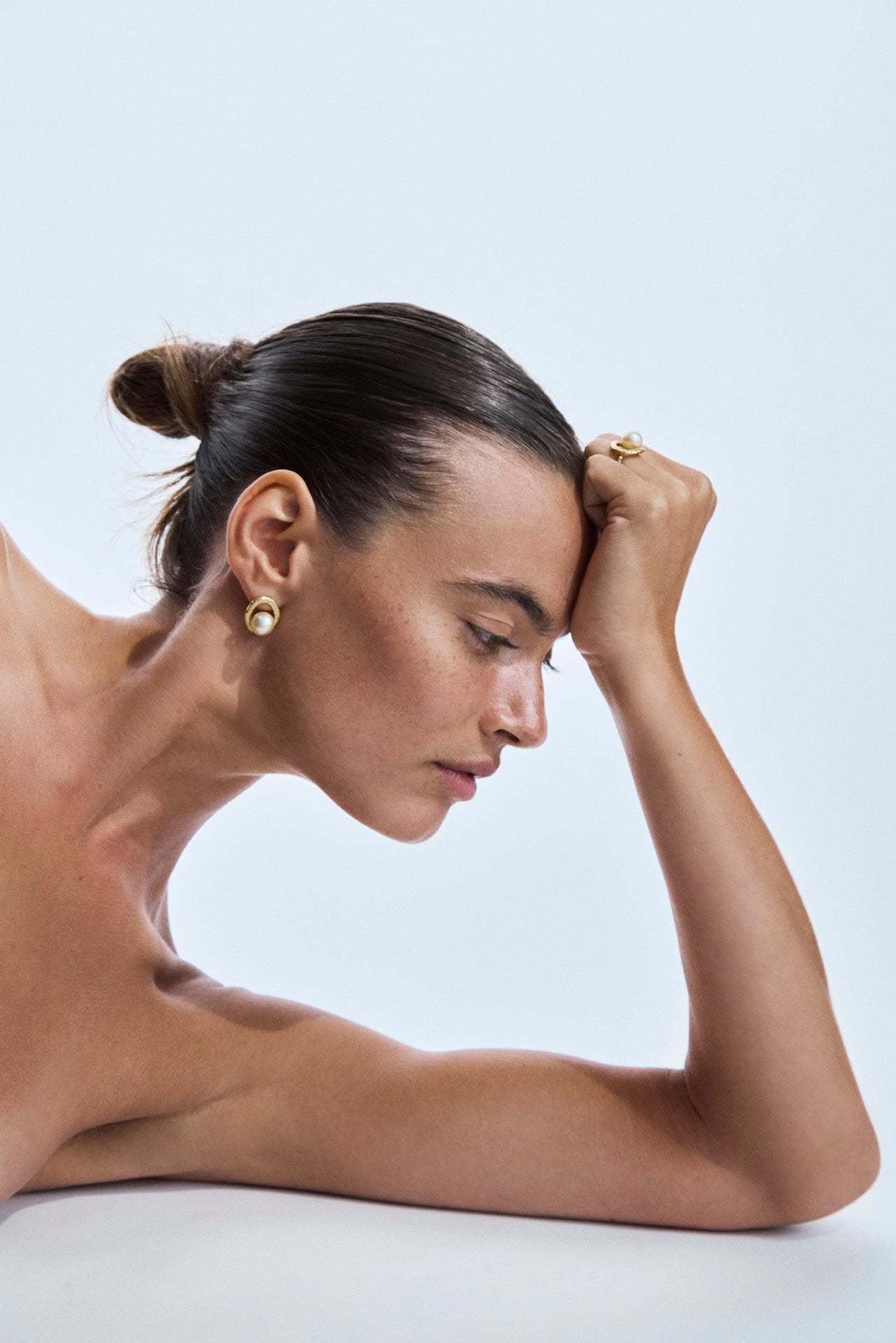 Pamplemousse Gold Beaten White South Sea 10mm