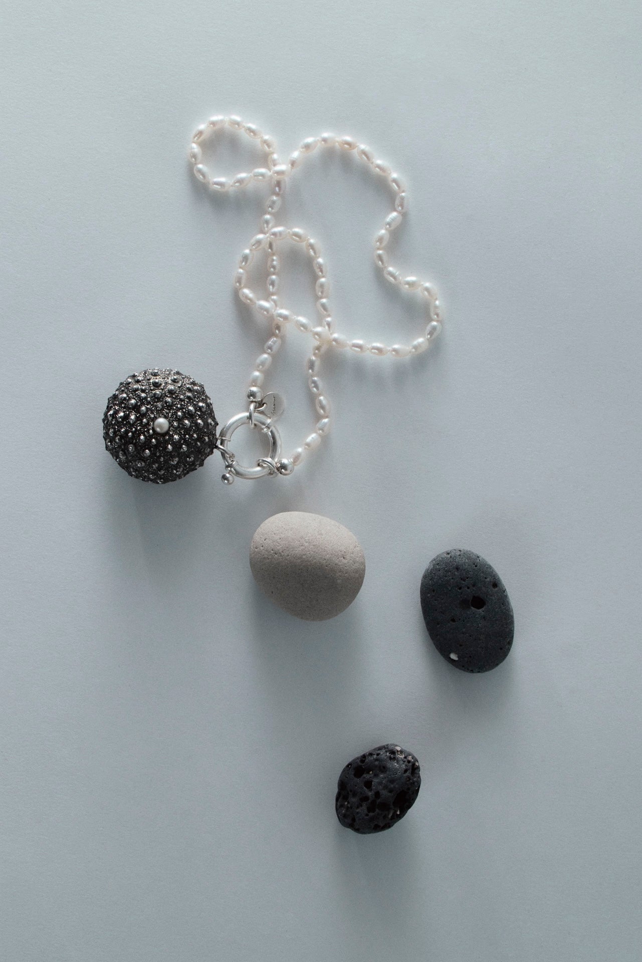 Surinam Oxidé Perles de Riz Blanches Oursin