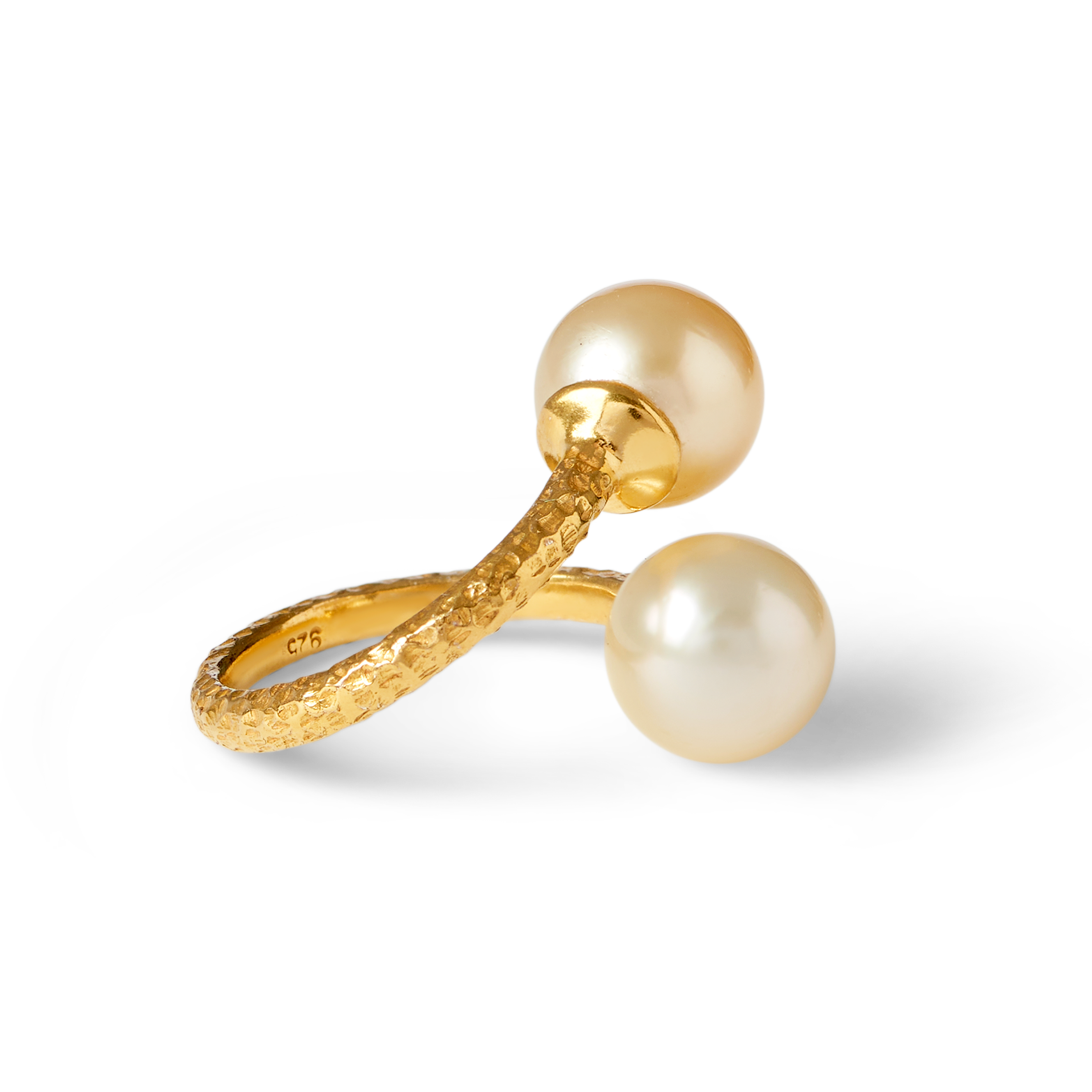 Trou D'eau Douce Gold Beaten South Sea Golden Round