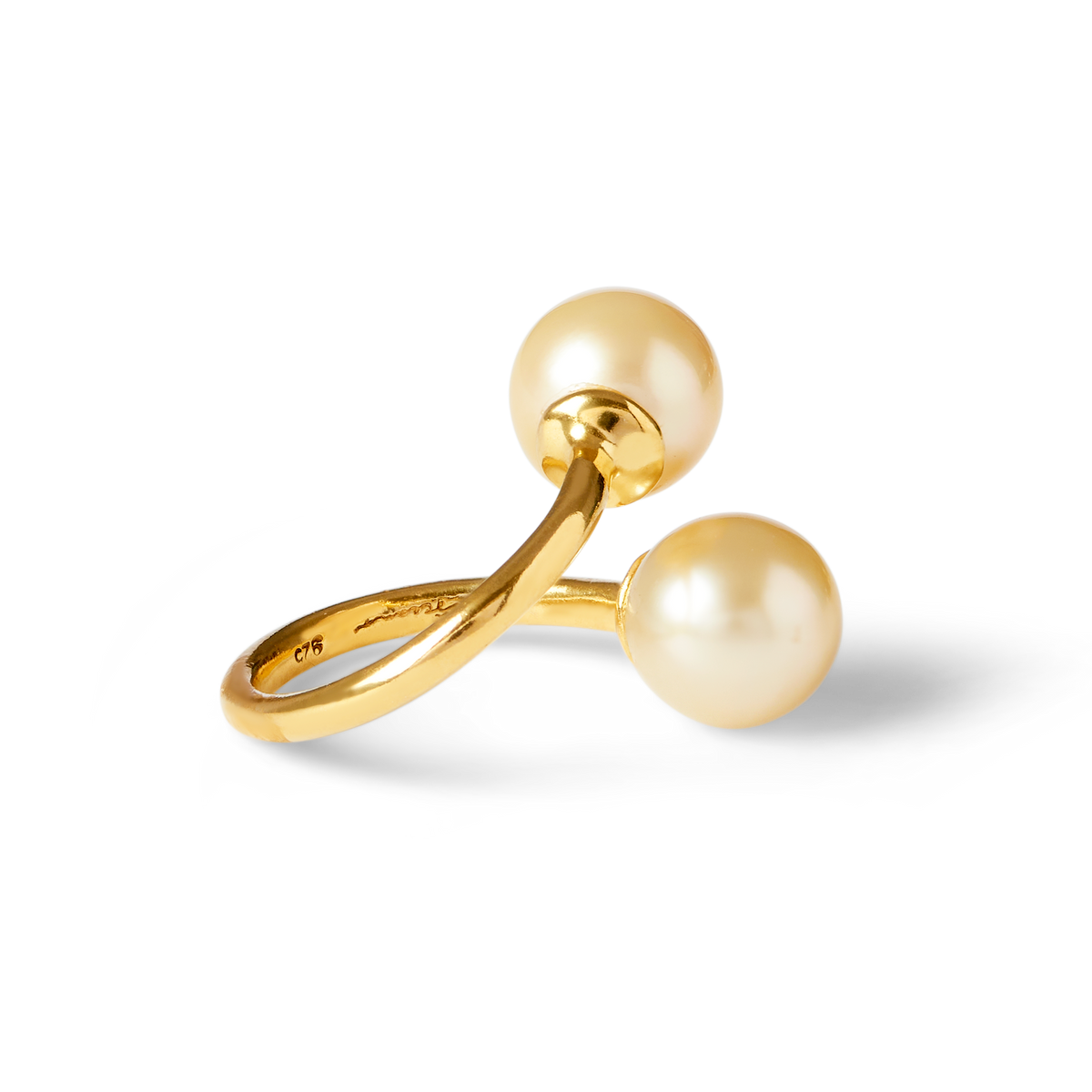 White freshwater pearl details on the Trou D'eau Douce gold vermeil ring