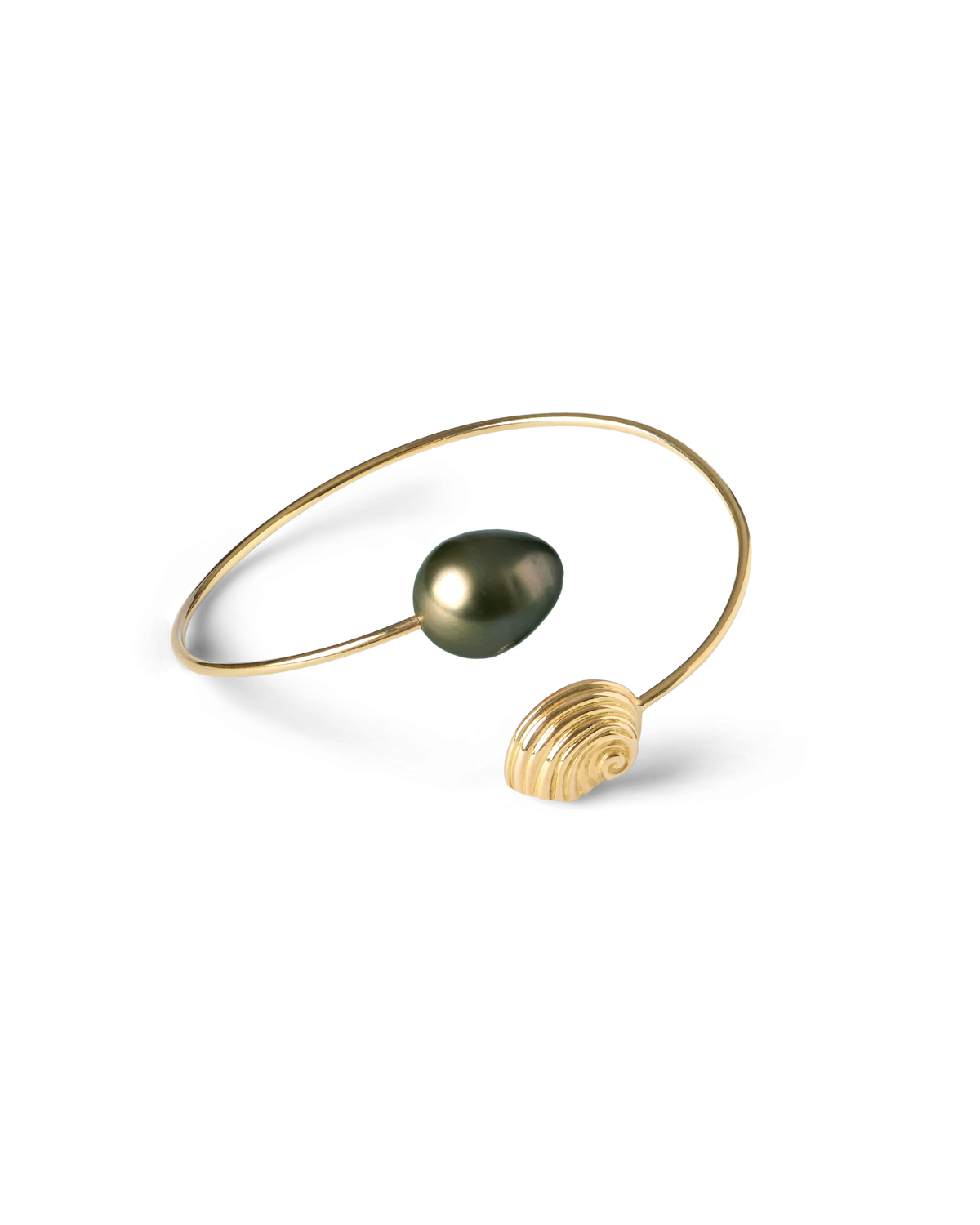 Close-up of an 11 mm Tahitian baroque pearl set in 18K gold with a spiral design