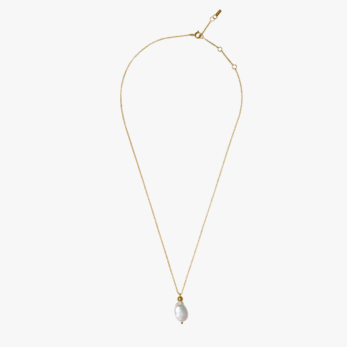 Ile D'Ambre Gold white flat freshwater pearl pendant necklace in 18K gold vermeil by Oceano Jewels
