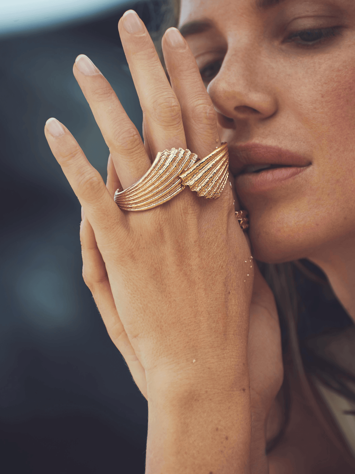 Oceano Le Morne Gold jewellery worn elegantly