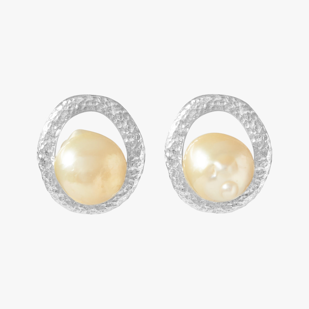 Pamplemousse silver ring with 10mm Golden South Sea pearl, handcrafted by Oceano Jewels in Mauritius